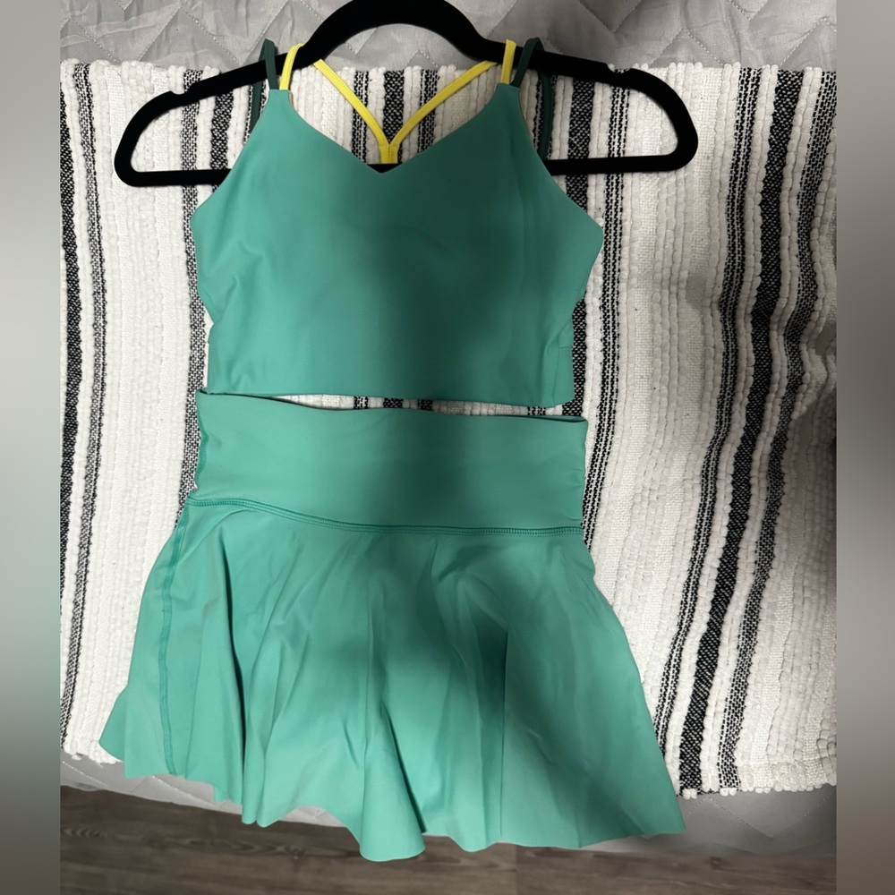 Old Navy activewear set